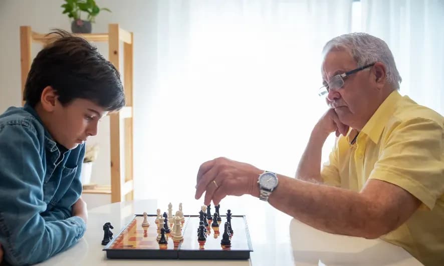 Best Age to Learn Chess: Expert-Backed Guide (2025)